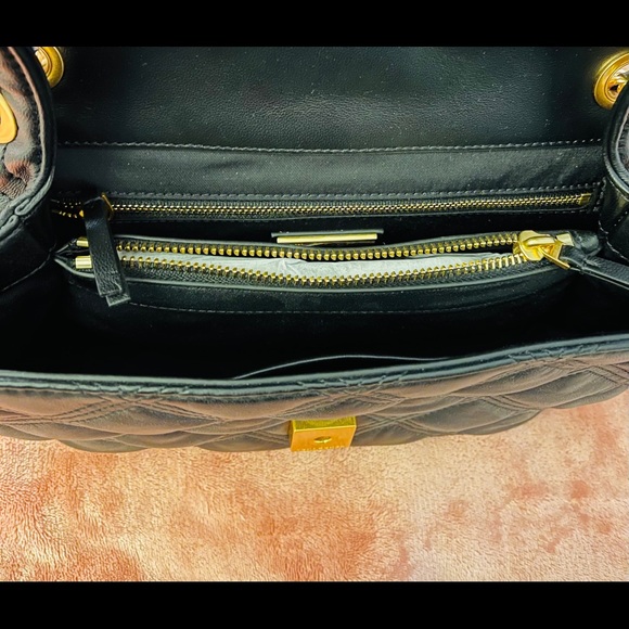 SOLD❤️Tory Burch Fleming convertible large bag - Picture 6 of 14